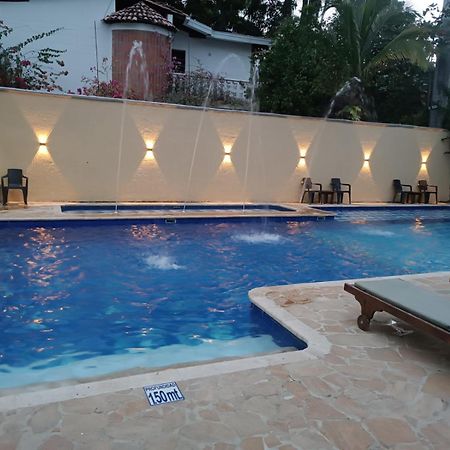 Hotel Y Restaurante Bienmesabe Santa Fe de Antioquia Luaran gambar