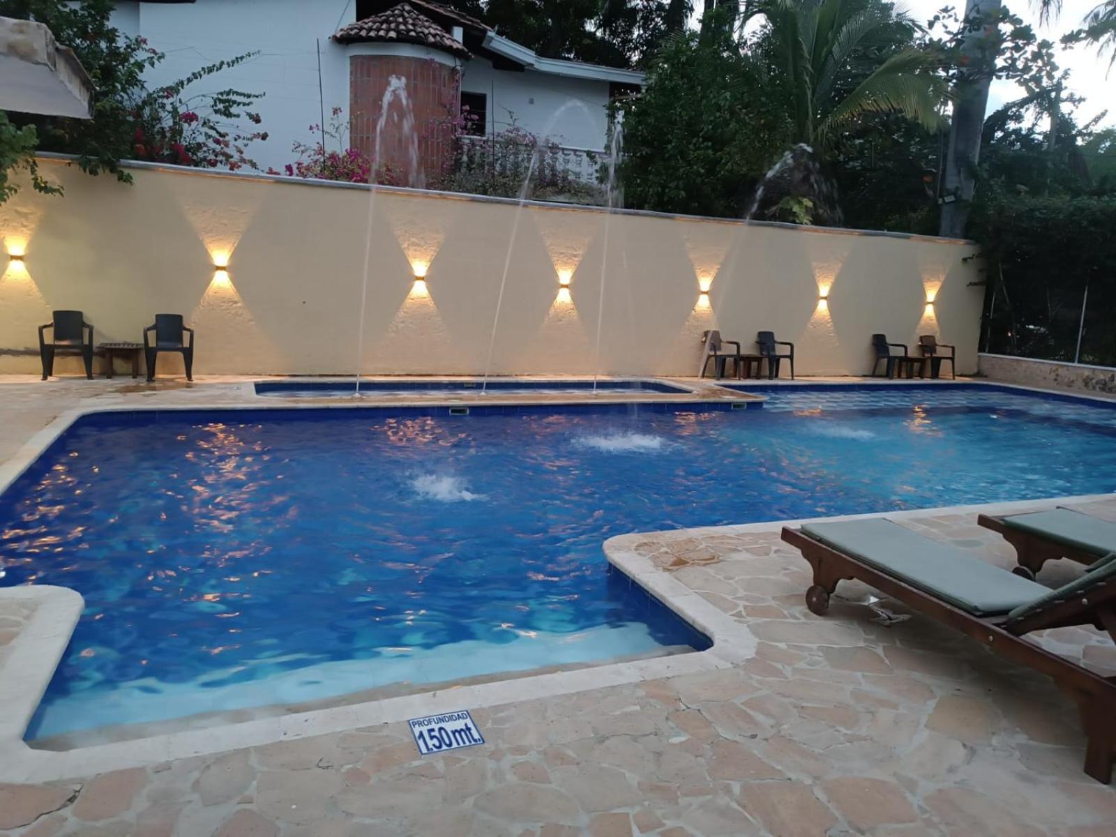 Hotel Y Restaurante Bienmesabe Santa Fe de Antioquia Luaran gambar