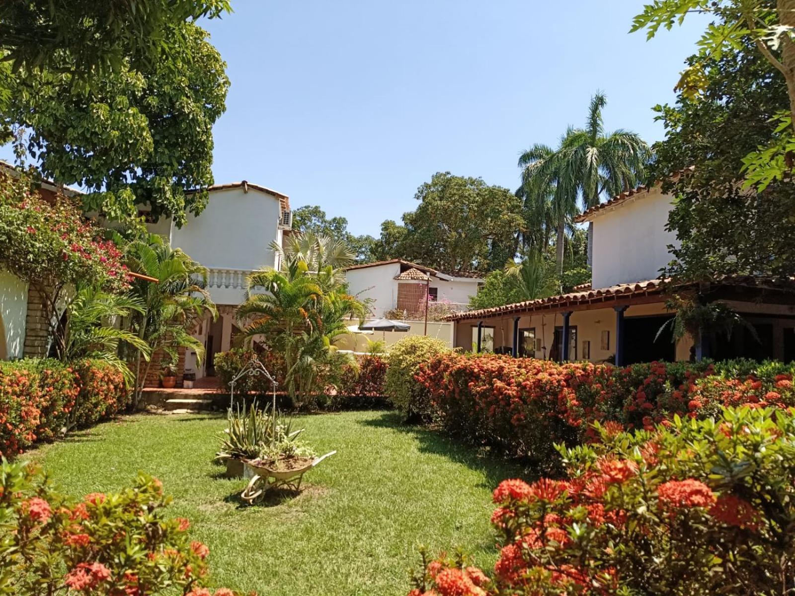 Hotel Y Restaurante Bienmesabe Santa Fe de Antioquia Luaran gambar